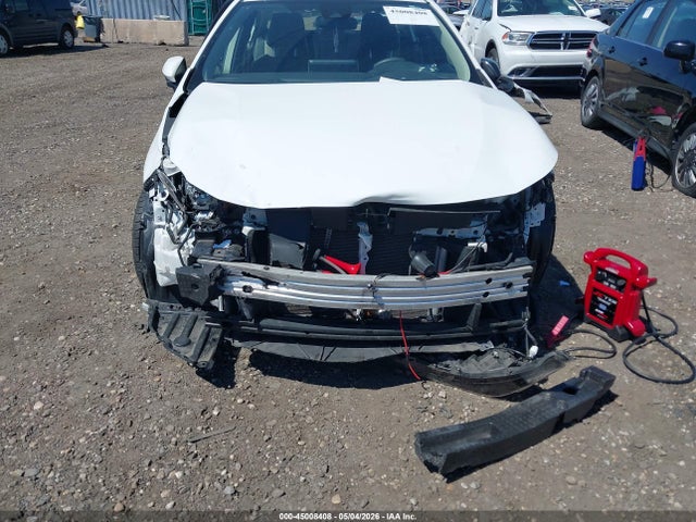45008408 :رقم المزاد ، JTDEPMAE6MJ117455 vin ، 2021 Toyota Corolla Le مزاد بيع