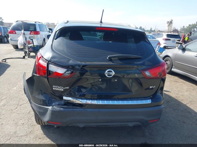 JN1BJ1CP9JW190967 Nissan Rogue Sport Sv