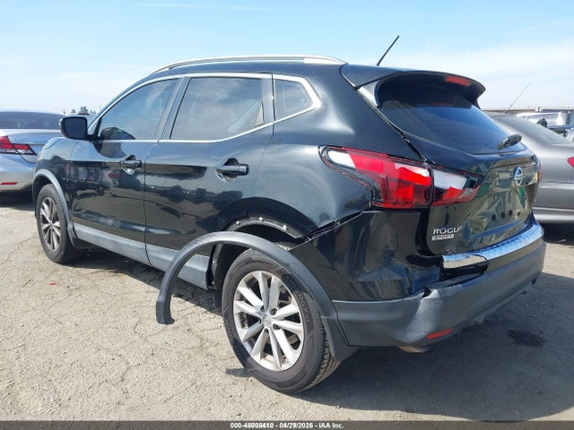 JN1BJ1CP9JW190967 Nissan Rogue Sport Sv