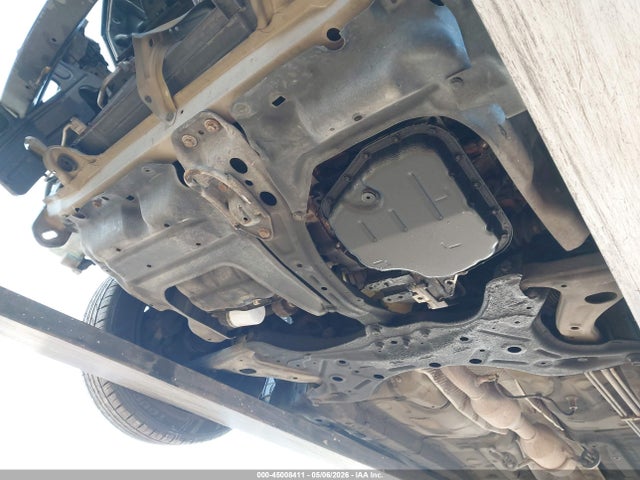 Toyota COROLLA LE 2018 5YFBURHE0JP764228 Image 18
