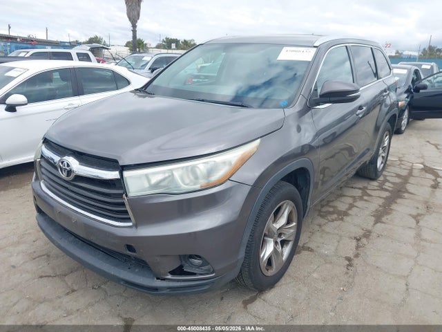 45008435 :رقم المزاد ، 5TDYKRFH6FS078335 vin ، 2015 Toyota Highlander Limited V6 مزاد بيع