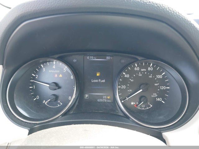 JN1BJ1CR5JW206373 Nissan Rogue Sport Sv