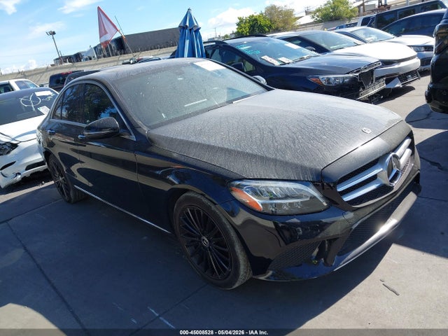 Mercedes-Benz C 300 2020 55SWF8DBXLU322846 главное изображение