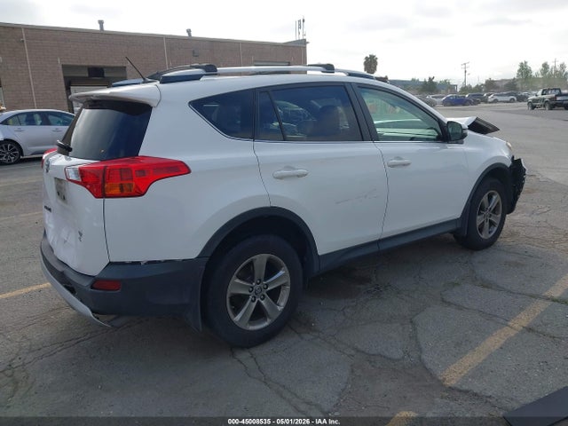 JTMRFREV8FD154861 Toyota Rav4 Xle