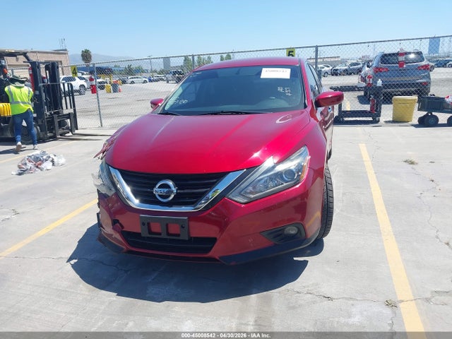 1N4AL3AP0JC284230 Nissan Altima 2.5 Sr