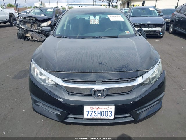 45008561 :رقم المزاد ، 2HGFC2F55HH561982 vin ، 2017 Honda Civic Lx مزاد بيع