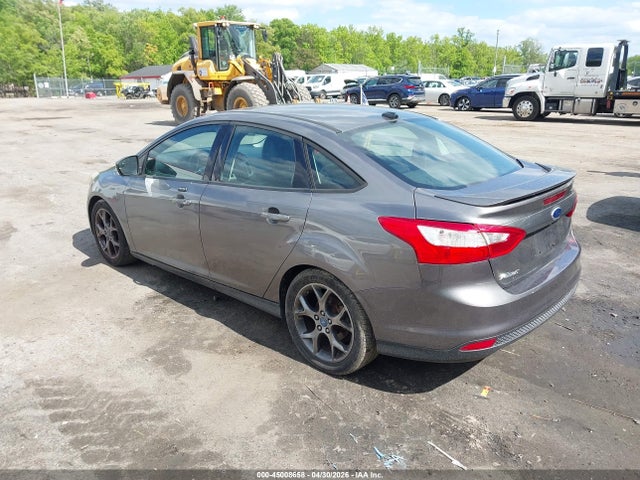 45008658 :رقم المزاد ، 1FADP3F27EL121059 vin ، 2014 Ford Focus Se مزاد بيع