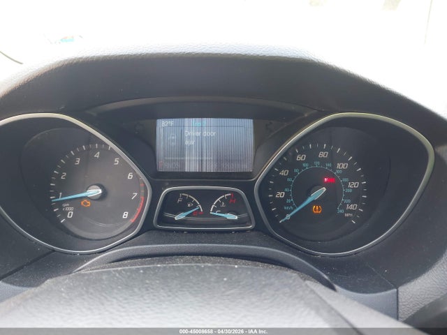 45008658 :رقم المزاد ، 1FADP3F27EL121059 vin ، 2014 Ford Focus Se مزاد بيع