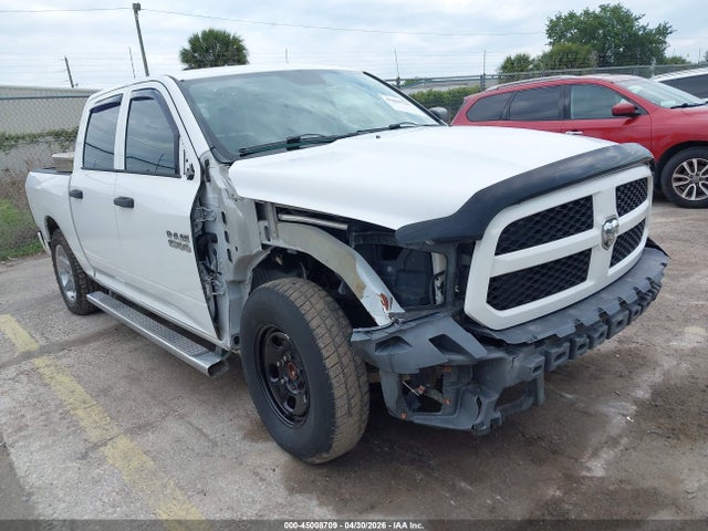 45008709 :رقم المزاد ، 1C6RR6KT9FS567657 vin ، 2015 Ram 1500 Express مزاد بيع