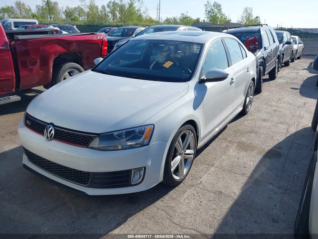 Продаж на аукціоні авто 2015 Volkswagen Jetta 2.0t Gli Se, vin: 3VW5T7AJ1FM343710, номер лоту: 45008717
