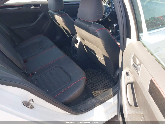 Продаж на аукціоні авто 2015 Volkswagen Jetta 2.0t Gli Se, vin: 3VW5T7AJ1FM343710, номер лоту: 45008717