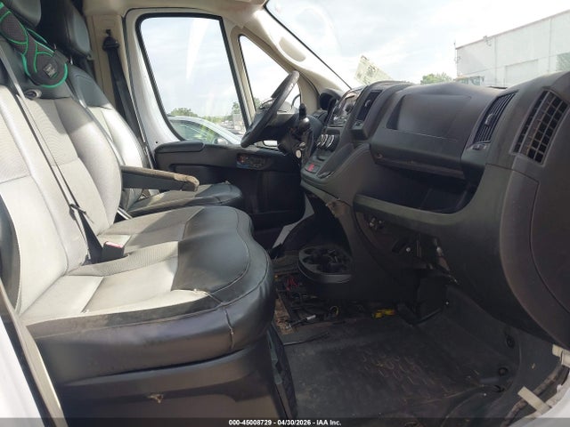 45008729 :رقم المزاد ، 3C6TRVCG1JE128613 vin ، 2018 Ram Promaster 2500 High Roof 136 Wb مزاد بيع