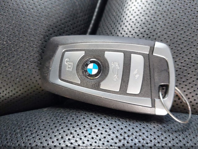 45008796 :رقم المزاد ، WBAKA8C58CCY37574 vin ، 2012 Bmw 750i مزاد بيع