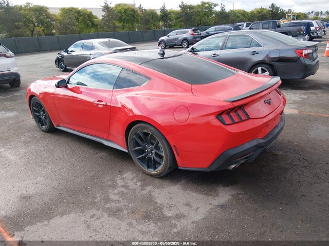 Ford Mustang Ecoboost Fastback 2024 1FA6P8THXR5138088 Image 3