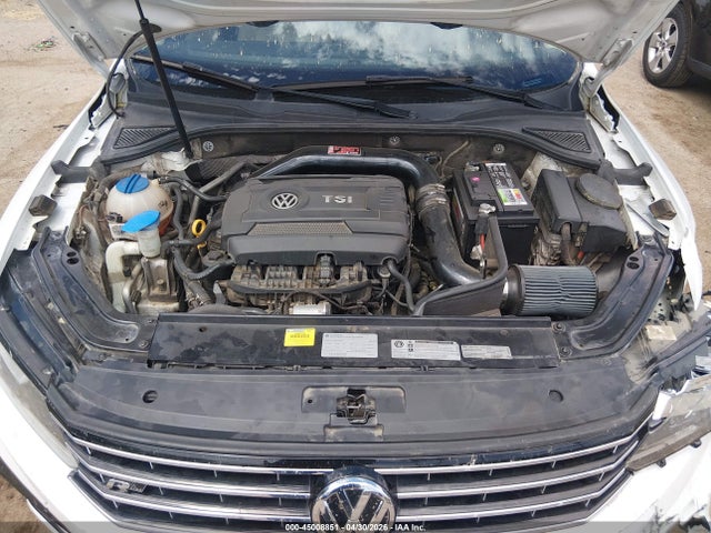 1VWAT7A35GC067471 Volkswagen Passat 1.8t R-line