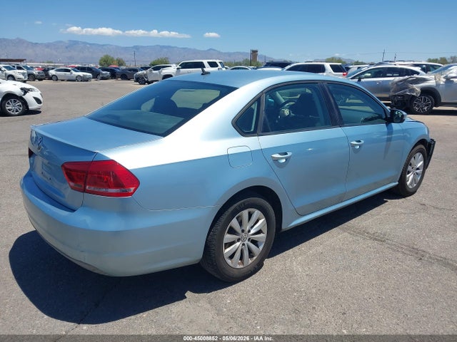 45008852 :رقم المزاد ، 1VWAP7A38DC048624 vin ، 2013 Volkswagen Passat S مزاد بيع