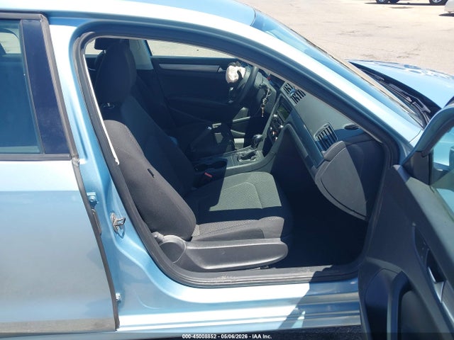 45008852 :رقم المزاد ، 1VWAP7A38DC048624 vin ، 2013 Volkswagen Passat S مزاد بيع