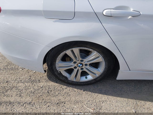 45008884 :رقم المزاد ، WBA8B9G58JNU58261 vin ، 2018 Bmw 330i مزاد بيع