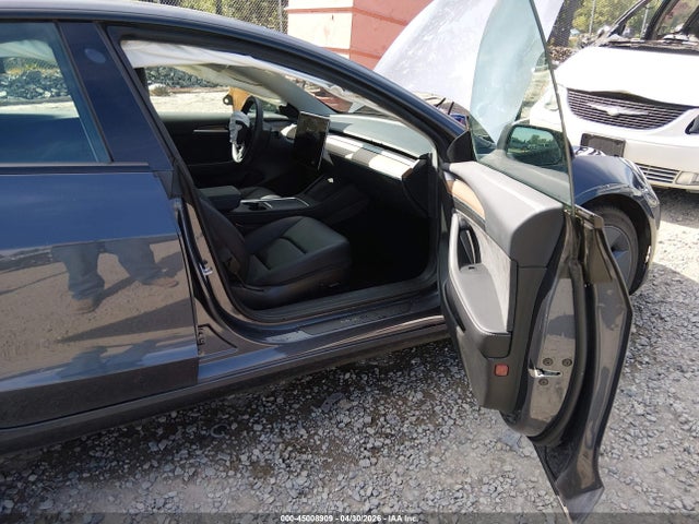 Tesla Model 3 Rear-wheel Drive 2023 5YJ3E1EA5PF411377 Image 5