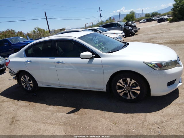 45008939 :رقم المزاد ، 1HGCR2F38FA160700 vin ، 2015 Honda Accord Lx مزاد بيع