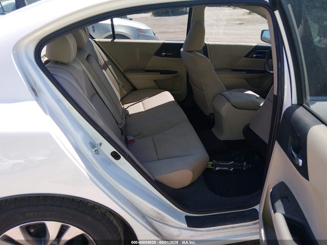 45008939 :رقم المزاد ، 1HGCR2F38FA160700 vin ، 2015 Honda Accord Lx مزاد بيع