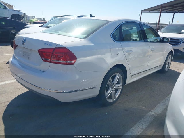Продаж на аукціоні авто 2013 Volkswagen Passat 2.0l Tdi Sel Premium, vin: 1VWCN7A38DC031059, номер лоту: 45008979