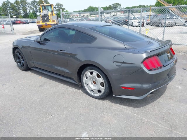 45009006 :رقم المزاد ، 1FA6P8AM8F5337362 vin ، 2015 Ford Mustang V6 مزاد بيع