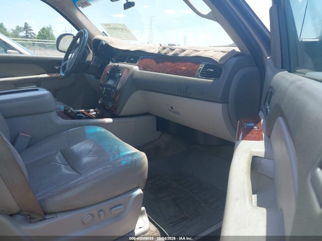 2011 Chevrolet Avalanche 1500 Ltz მანქანა იყიდება აუქციონზე, vin: 3GNMCGE09BG120427, აუქციონის ნომერი: 45009059
