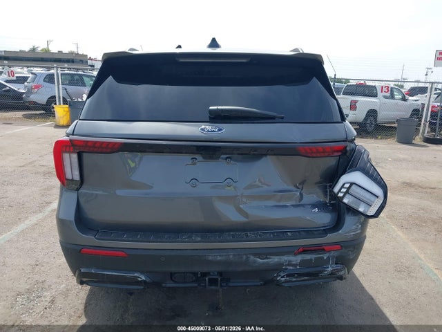 1FMUK8KH8TGB33903 Ford Explorer St-line