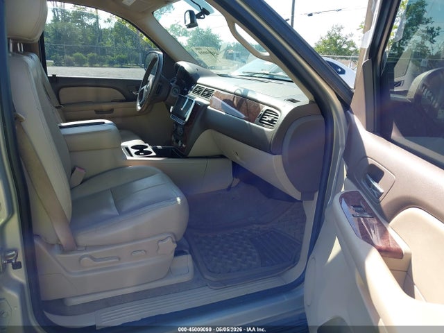 45009099 :رقم المزاد ، 1GNEC23319R302041 vin ، 2009 Chevrolet Tahoe Lt1 مزاد بيع