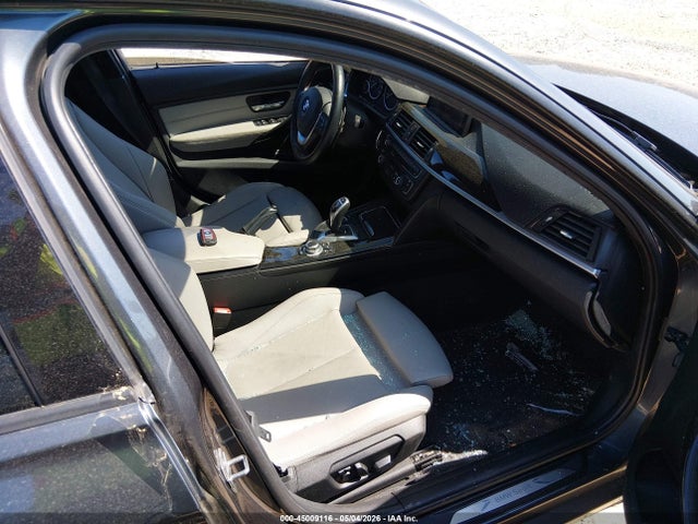 45009116 :رقم المزاد ، WBA3A9G55DNP35739 vin ، 2013 Bmw 335i مزاد بيع