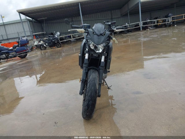 JKAEREH13HDA05605 Kawasaki Er650 H