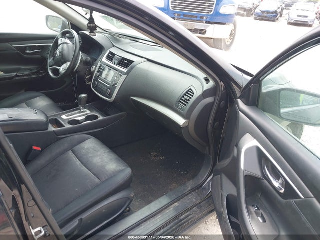 45009177 :رقم المزاد ، 1N4AL3APXGC176240 vin ، 2016 Nissan Altima 2.5 Sr مزاد بيع