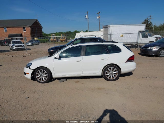 45009182 :رقم المزاد ، 3VWPP7AJ8DM679882 vin ، 2013 Volkswagen Jetta Sportwagen 2.5l Se مزاد بيع