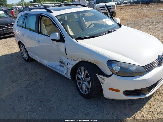 45009182 :رقم المزاد ، 3VWPP7AJ8DM679882 vin ، 2013 Volkswagen Jetta Sportwagen 2.5l Se مزاد بيع
