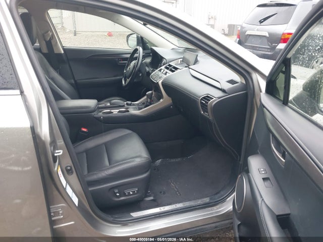 45009194 :رقم المزاد ، JTJBARBZ2H2143907 vin ، 2017 Lexus Nx 200t مزاد بيع
