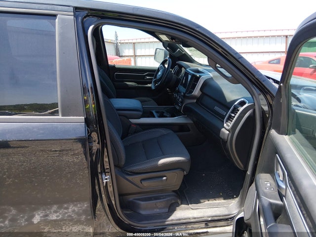2021 Ram 1500 Big Horn  4x4 5'7 Box მანქანა იყიდება აუქციონზე, vin: 1C6RRFFG7MN644745, აუქციონის ნომერი: 45009200