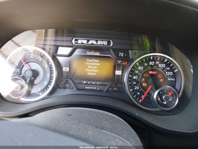 2021 Ram 1500 Big Horn  4x4 5'7 Box მანქანა იყიდება აუქციონზე, vin: 1C6RRFFG7MN644745, აუქციონის ნომერი: 45009200