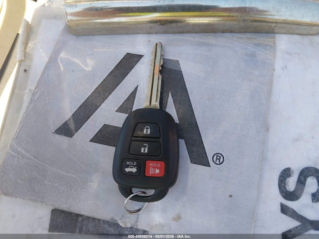 Продаж на аукціоні авто 2018 Toyota Corolla Le, vin: 5YFBURHE3JP770654, номер лоту: 45009214