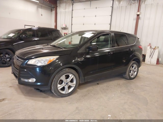 45009233 :رقم المزاد ، 1FMCU0G76FUB59719 vin ، 2015 Ford Escape Se مزاد بيع