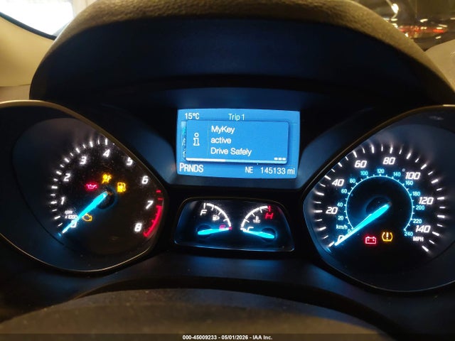 45009233 :رقم المزاد ، 1FMCU0G76FUB59719 vin ، 2015 Ford Escape Se مزاد بيع