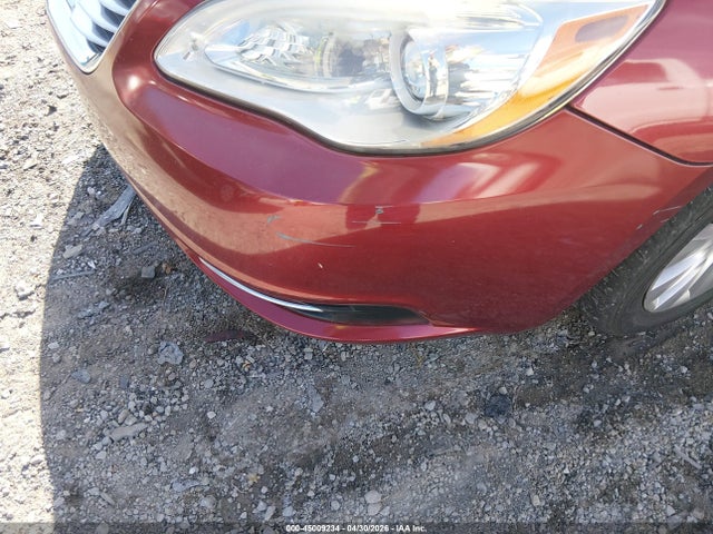 45009234 :رقم المزاد ، 1C3CCBAB4EN238108 vin ، 2014 Chrysler 200 Lx مزاد بيع
