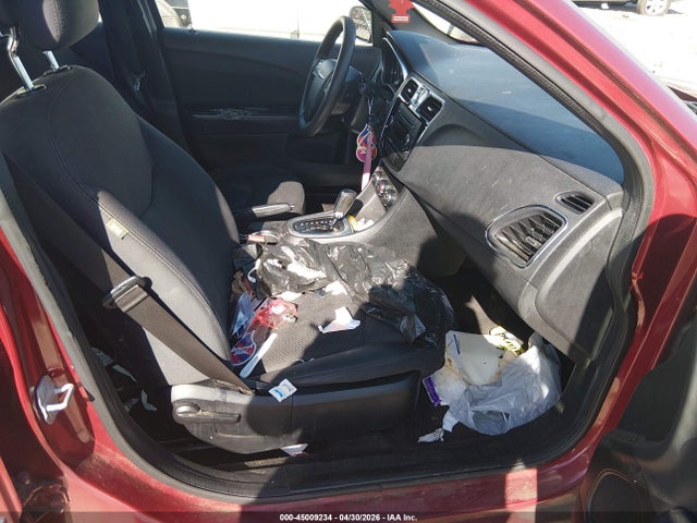 45009234 :رقم المزاد ، 1C3CCBAB4EN238108 vin ، 2014 Chrysler 200 Lx مزاد بيع