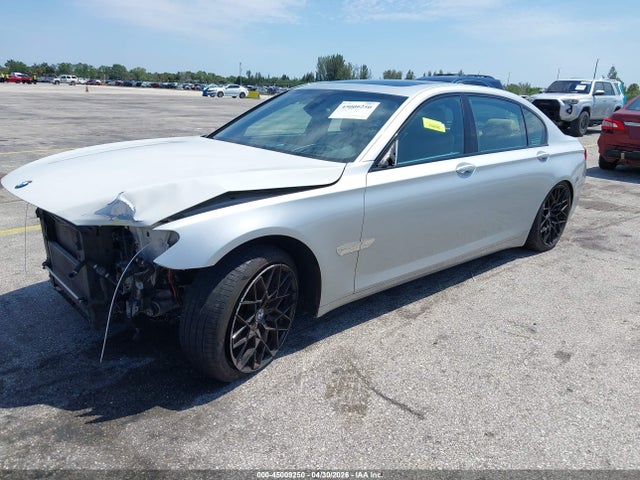Продажа на аукционе авто 2013 Bmw 750li, vin: WBAYE8C59DD132406, номер лота: 45009250