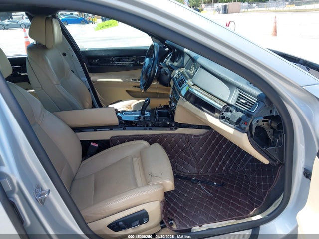 Продажа на аукционе авто 2013 Bmw 750li, vin: WBAYE8C59DD132406, номер лота: 45009250