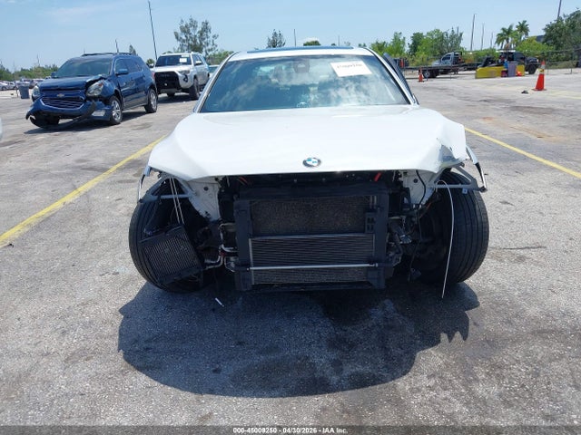 Продажа на аукционе авто 2013 Bmw 750li, vin: WBAYE8C59DD132406, номер лота: 45009250