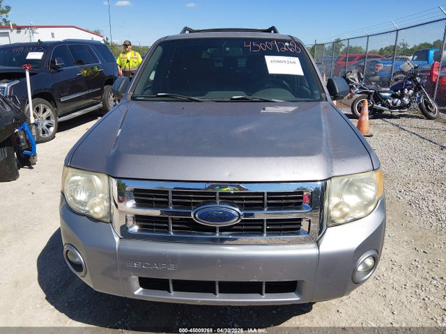 2008 Ford Escape Xlt მანქანა იყიდება აუქციონზე, vin: 1FMCU93128KC92482, აუქციონის ნომერი: 45009268