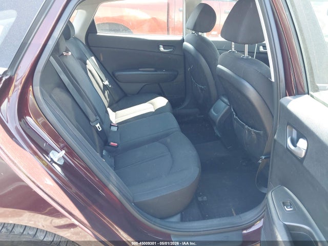 45009301 :رقم المزاد ، 5XXGT4L31GG013139 vin ، 2016 Kia Optima Lx مزاد بيع