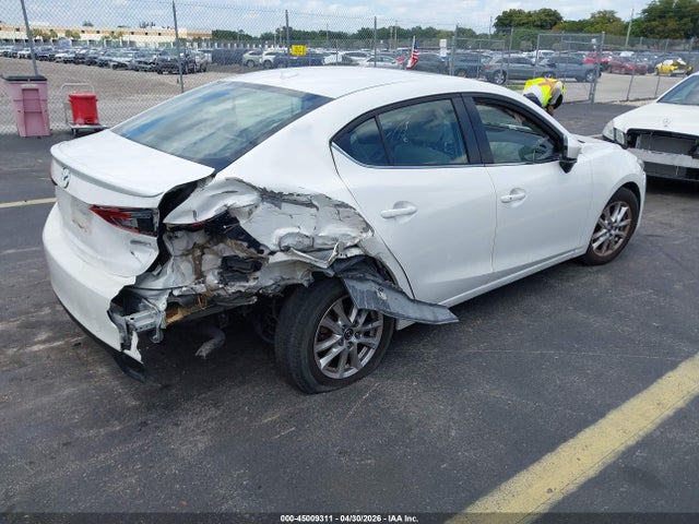 Aukcja sprzedaży 2015 Mazda Mazda3 I Touring, vin: 3MZBM1V77FM225186, numer aukcji: 45009311