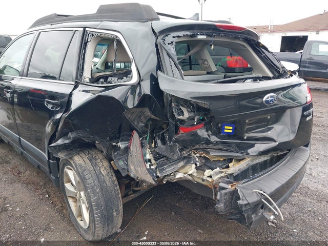 Продаж на аукціоні авто 2014 Subaru Outback 2.5i Premium, vin: 4S4BRBCC1E3306965, номер лоту: 45009333